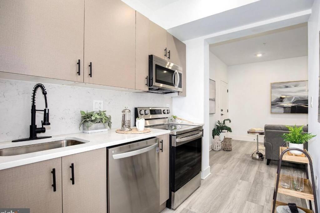 Amazing Capital Hill Apt , Step Away Gym, Shopping Washington Extérieur photo