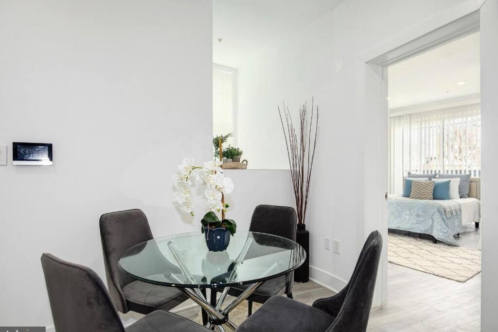 Amazing Capital Hill Apt , Step Away Gym, Shopping Washington Extérieur photo